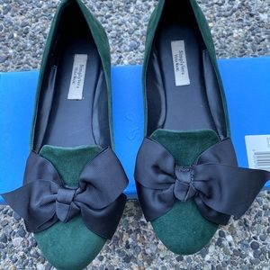 Women’s slip-on shoes